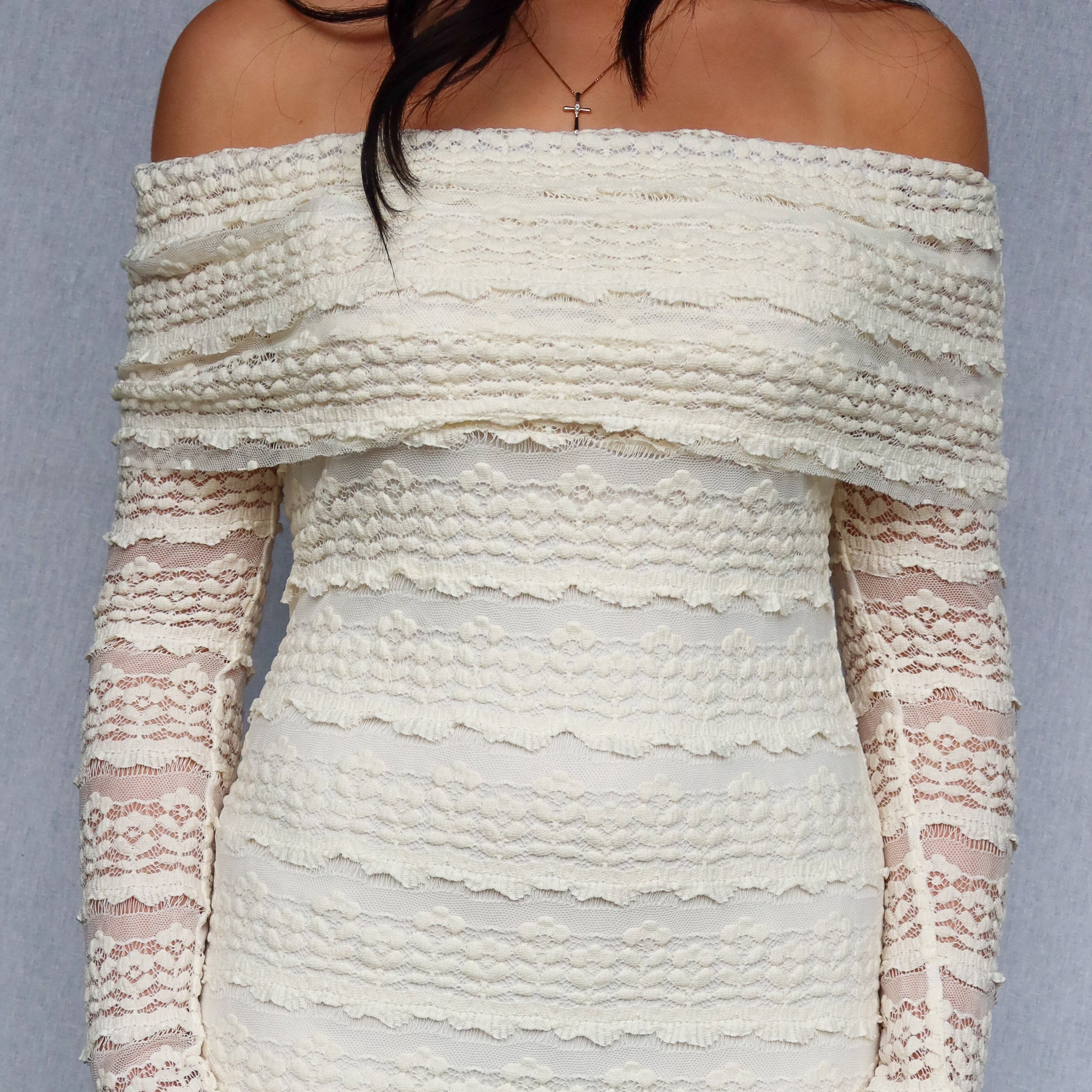 Lace Off-Shoulder Bodycon Dress