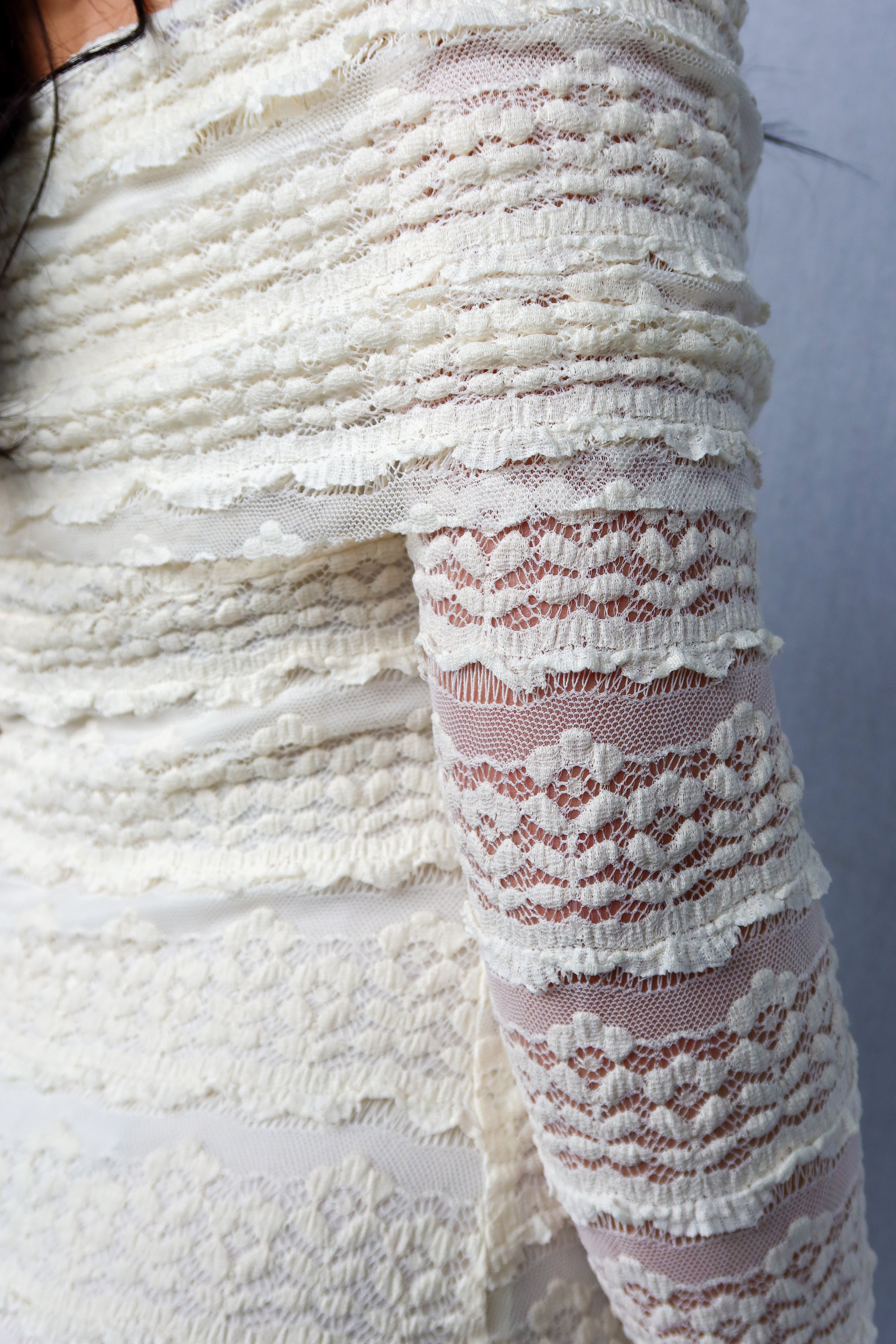 Lace Off-Shoulder Bodycon Dress