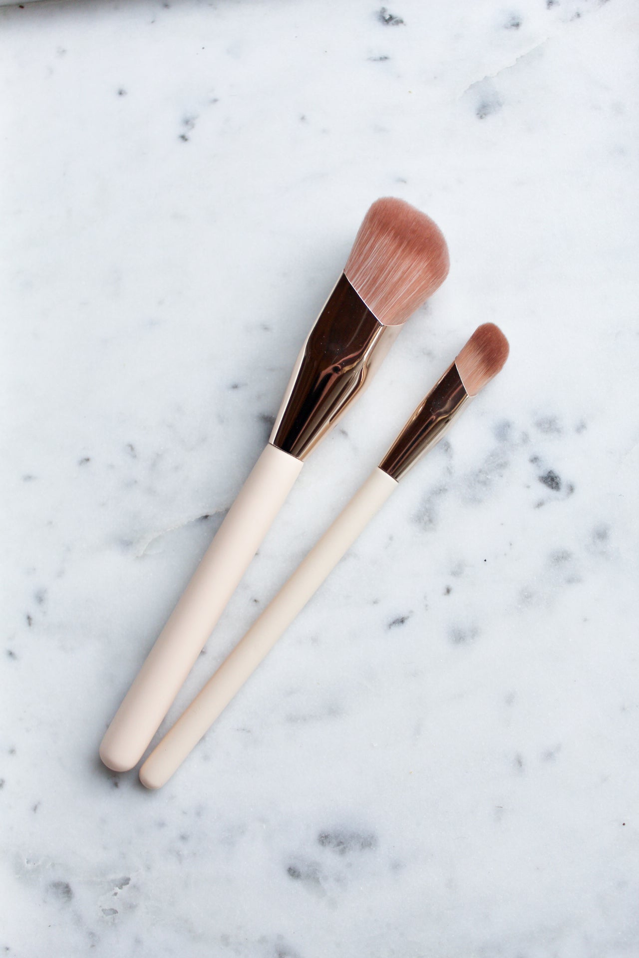 2 pcs Contour Brushes