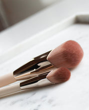 2 pcs Contour Brushes