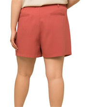 Plus Size Front Pleated Shorts